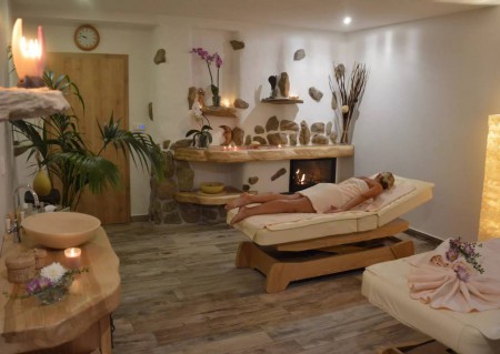 pohadkova-vesnicka-podlesicko-hotel-thaiske-masaze